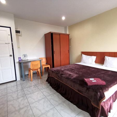 Ban Kaew Guesthouse Сонгкла Екстериор снимка