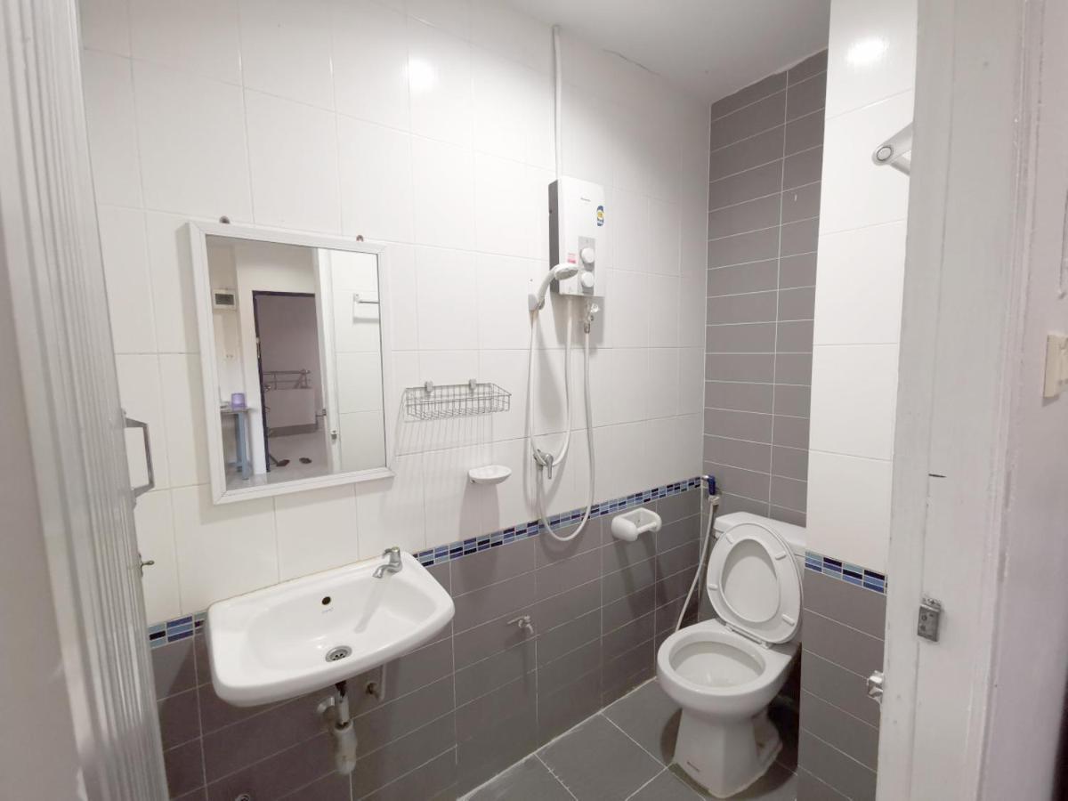 Ban Kaew Guesthouse Сонгкла Екстериор снимка