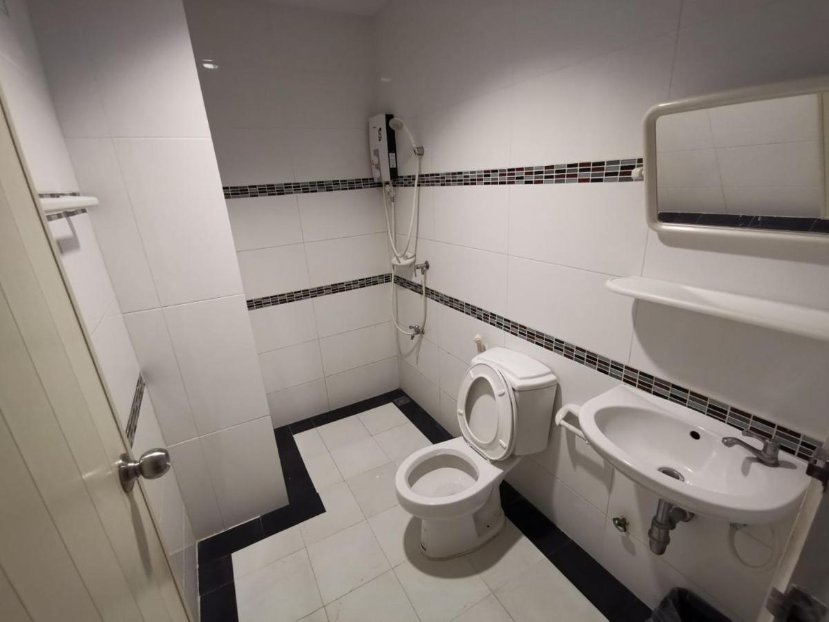 Ban Kaew Guesthouse Сонгкла Екстериор снимка